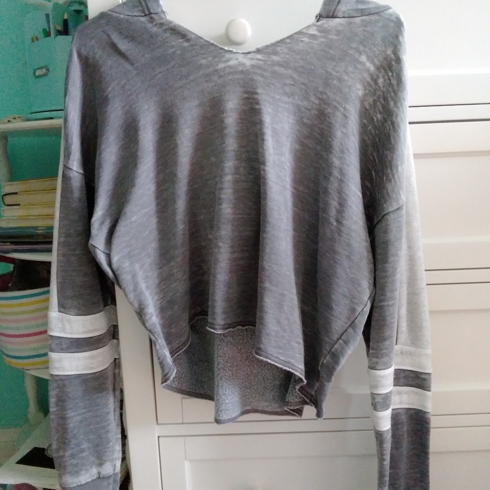 Grey and white american eagle sweatshirt
